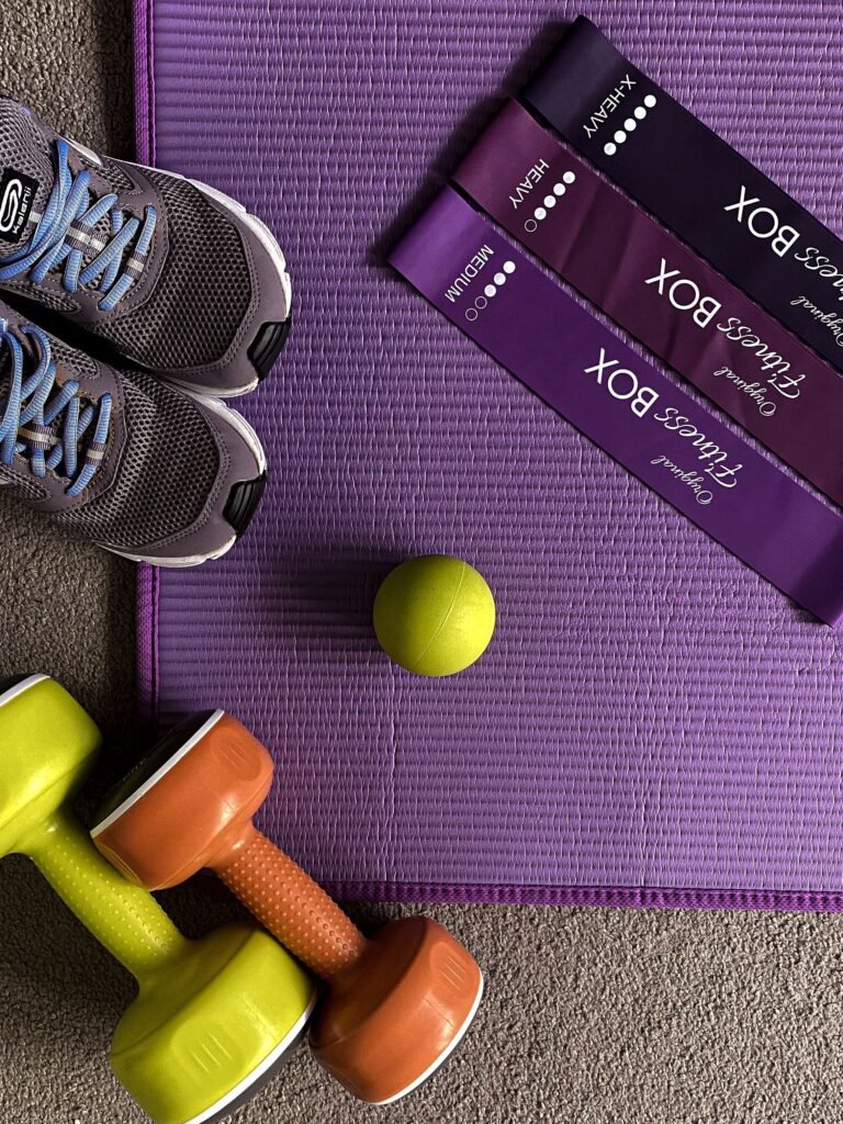 Resistance Band Exercises for Beginners: A Simple Full Body Routine at Home